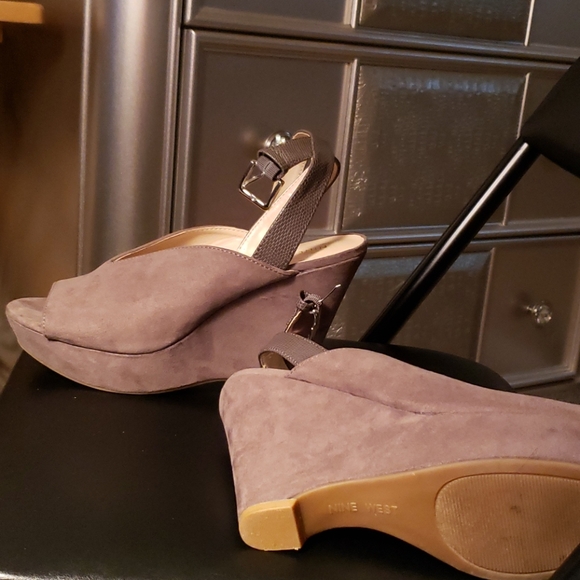 Shoes - Picture 2 of 2